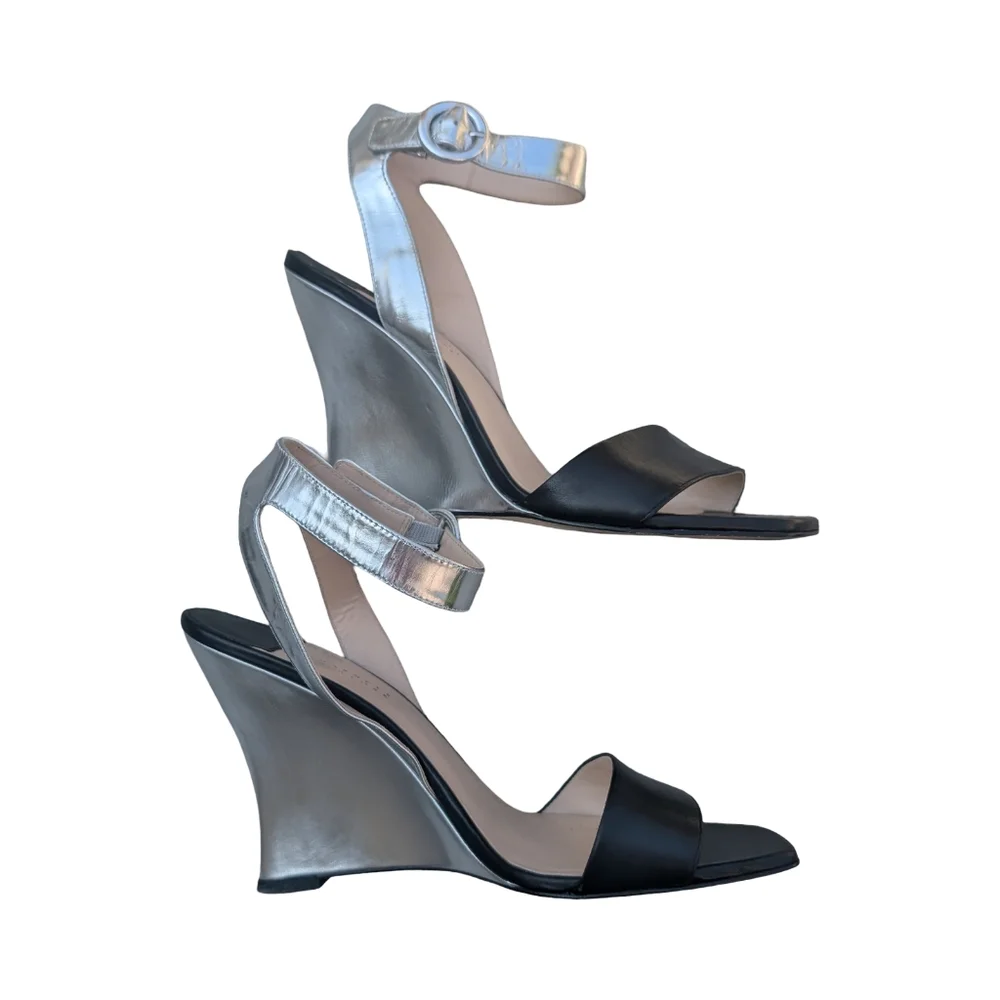 Barneys New York Silver Wedge Sandals Size 9 Ankle Strap Heels Designer Formal